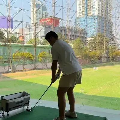 傅娜英